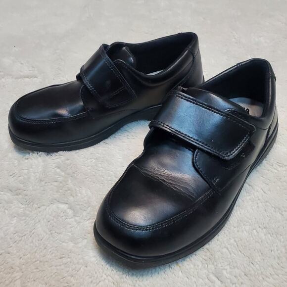 Hush Puppies Black Leather Gavin‎ Formal Dress Shoe Unisex Boy Girl 2.5W Wide - Picture 1 of 8